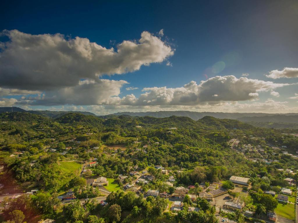 Photo de Caleb Oquendo sur Pexels.com. Panorama sur les montagnes